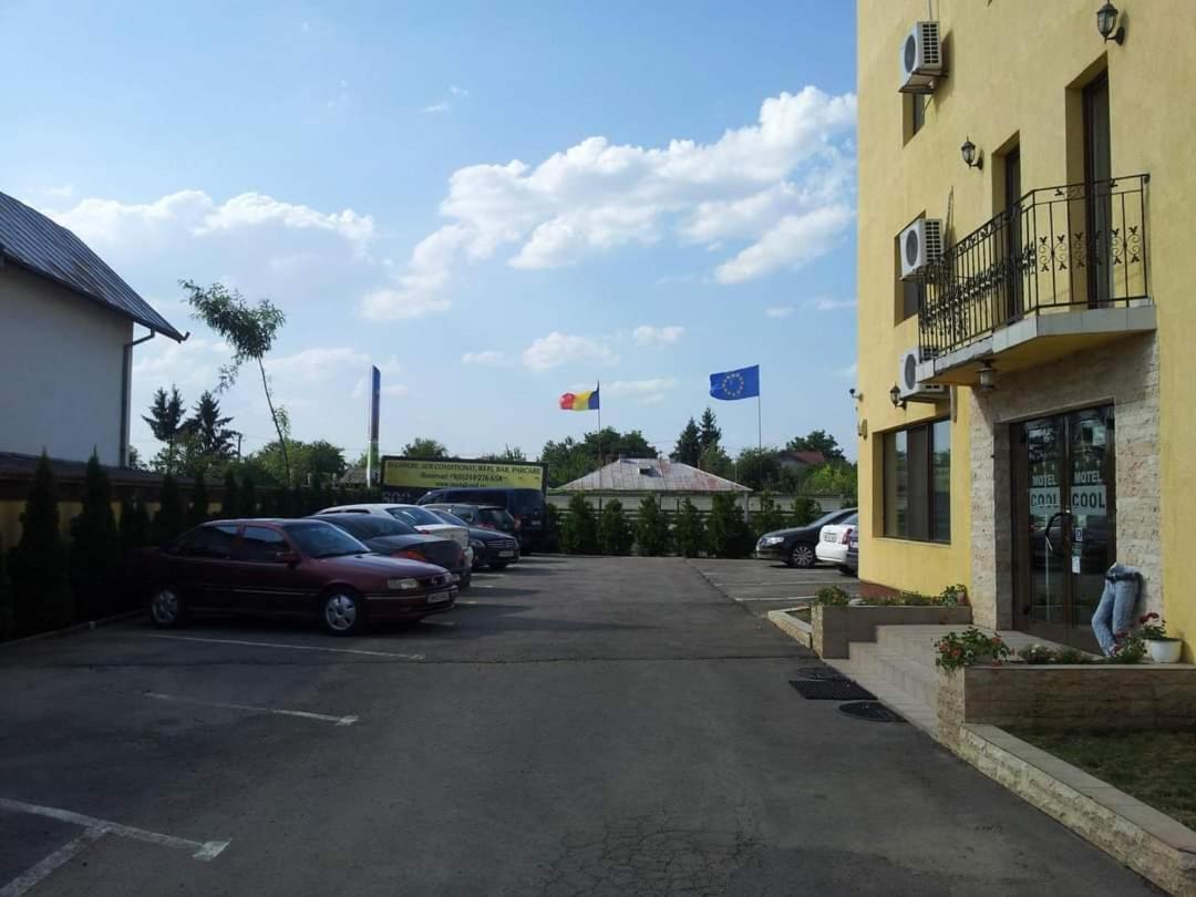 Motel Cool Bărcăneşti Dış mekan fotoğraf