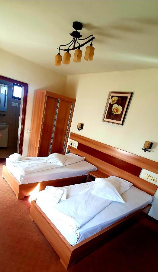 Motel Cool Bărcăneşti Dış mekan fotoğraf